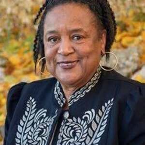 Meet your Posher, Jeanne